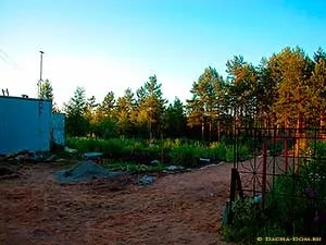 Будинок з побутівок