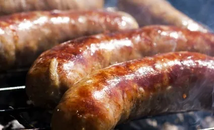 Домашні ковбаски «баварські»