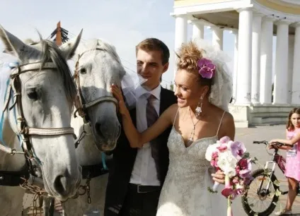 Дом 2 весілля Марії Круглихіна і сергея адоевцева - 7 липня 2010 года (адоевцева) Дом 2 весілля Марії Круглихіна і сергея адоевцева - 7 липня 2010 року