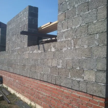 Будинок з опілкобетона (будівництва будинку опілкобетона) Будинок з опілкобетона