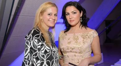 Ще трохи про весілля Анни Нетребко, блогер elena_dokuchaewa на сайті 3 січня 2015 року, пліткар