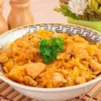 Рецепти і фото для приготування тушкованої картоплі з куркою в мультиварці Редмонд і Поларіс (тушкована картопля з куркою в мультиварці фото) Рецепти і фото для приготування тушкованої картоплі з куркою в мультиварці Редмонд і Поларіс