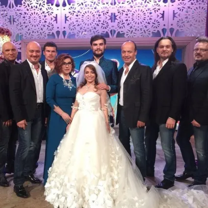 Фотографії з весілля дочки троянди Сябітової