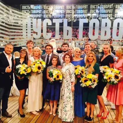 Фотографії з весілля дочки троянди Сябітової