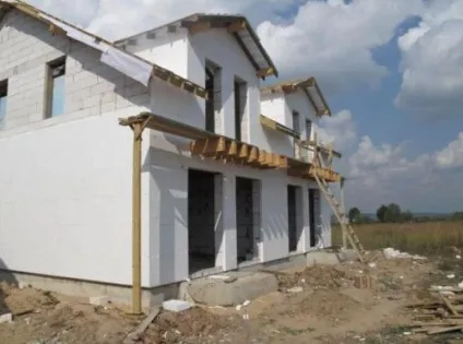 Яка фарба потрібна для будинків з газобетону
