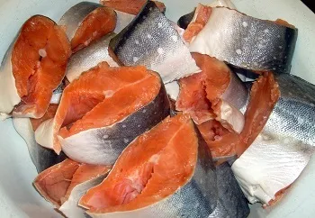 Риба голець де вона водиться, фото, факти про користь і шкоду морепродукту (голець калорійність) Риба голець де вона водиться, фото, факти про користь і шкоду морепродукту