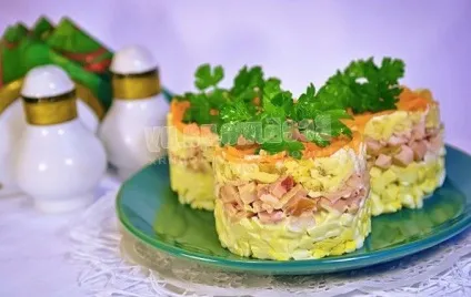 Салат з корейської моркви з куркою і кукурудзою - святкові рецепти 2017 роки (моркви) Салат з корейської моркви з куркою і кукурудзою - святкові рецепти 2017 року
