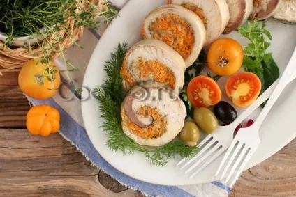 Рулет зі скумбрії з овочами і желатином - покроковий рецепт з фото, закуски (рулет з скумбрії з желатином) Рулет зі скумбрії з овочами і желатином - покроковий рецепт з фото, закуски