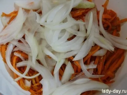 Салат корейська морква, копчена курка, кукурудза, сухарики, прості рецепти з фото (копчена) Салат корейська морква, копчена курка, кукурудза, сухарики, прості рецепти з фото