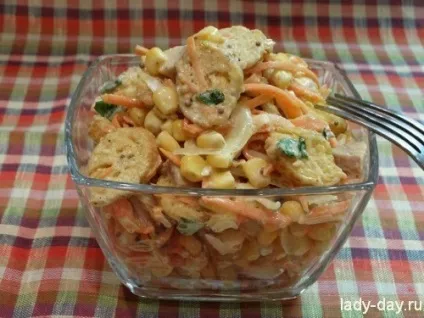 Салат корейська морква, копчена курка, кукурудза, сухарики, прості рецепти з фото (копчена курка) Салат корейська морква, копчена курка, кукурудза, сухарики, прості рецепти з фото