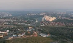 Як називається слід, що залишається позаду йде судна