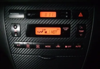 Як обклеїти деталі салону автомобіля карбоном (плівкою під карбон) (салону) Як обклеїти деталі салону автомобіля карбоном (плівкою під карбон)