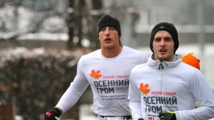 Як підготуватися і що враховувати для свого першого напівмарафону (напівмарафону) Як підготуватися і що враховувати для свого першого напівмарафону