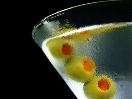 Як пити - мартіні екстра драй - вибір мартіні - лікери і вермути (martini) Як пити - мартіні екстра драй - вибір мартіні - лікери і вермути