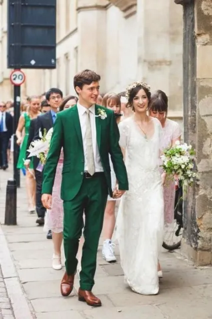 Якою має бути весілля в смарагдових кольорах (смарагдових) Якою має бути весілля в смарагдових кольорах