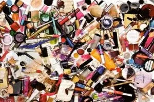 Як користуватися мінеральної косметикою і наносити макіяж (мінеральної) Як користуватися мінеральної косметикою і наносити макіяж