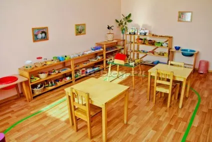 Як реалізувати методику Монтессорі будинку, жили-були (монтессори) Як реалізувати методику Монтессорі будинку, жили-були
