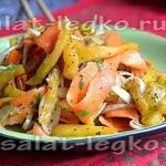 Салат з куркою, кукурудзою і морквою по-корейськи