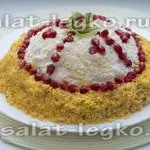 Салат - шапка Мономаха, рецепт з фото крок за кроком з куркою (шапка) Салат - шапка Мономаха, рецепт з фото крок за кроком з куркою