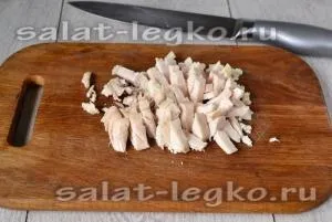 Салат з куркою, кукурудзою і морквою по-корейськи