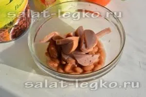 Салат з квасолею, сиром і помідорами - рецепт з фото (рецепт) Салат з квасолею, сиром і помідорами - рецепт з фото