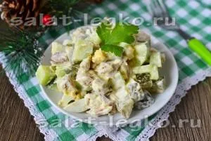 Салат з куркою, свіжим і маринованими огірками, рецепт (огірок) Салат з куркою, свіжим і маринованими огірками, рецепт