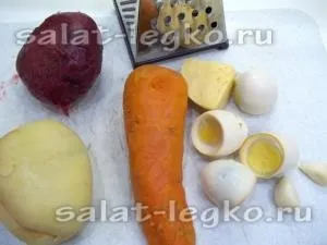 Салат - шапка Мономаха, рецепт з фото крок за кроком з куркою (яйця) Салат - шапка Мономаха, рецепт з фото крок за кроком з куркою