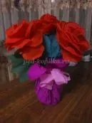 Як зробити троянди з креповой паперу своїми руками крок за кроком з фото (своїми) Як зробити троянди з креповой паперу своїми руками крок за кроком з фото