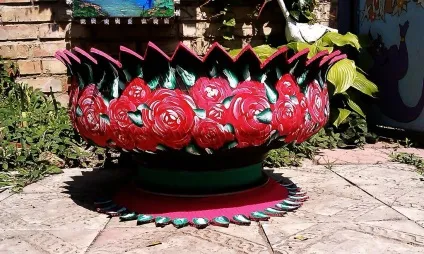 Як зробити вазу з покришок своїми руками крок за кроком, фото, відео (своїми) Як зробити вазу з покришок своїми руками крок за кроком, фото, відео