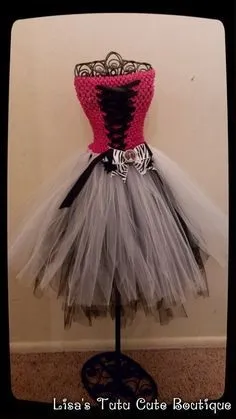 Як зшити костюм для дівчинки монстр хай Дракулаури draculaura (костюм) Як зшити костюм для дівчинки монстр хай Дракулаури draculaura