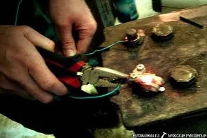 Як відновити лужної акумулятор, підняти ємність і починають клеми (лужний акумулятор ємність присадка прилад щільність відео клема батарея) Як відновити лужної акумулятор, підняти ємність і починають клеми
