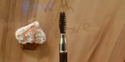 Олівець для брів від yves rocher couleurs nature брюнет (rocher) Олівець для брів від yves rocher couleurs nature брюнет