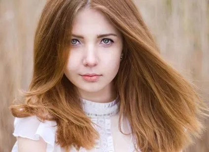 Карамельний колір волосся фарба блондин з мелірування, фото для зелених очей (фарба) Карамельний колір волосся фарба блондин з мелірування, фото для зелених очей