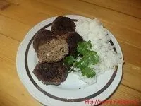 Картопля з ковбасою в мультиварці, своїми руками (ковбасою) Картопля з ковбасою в мультиварці, своїми руками
