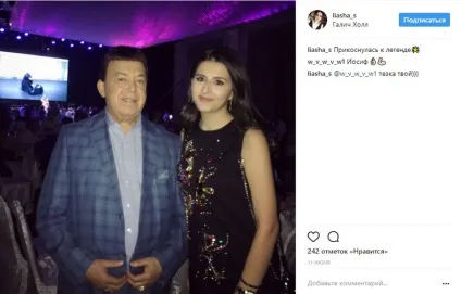 Кобзон про весілля дочки судді за 2 млн доларів втручатися в сім'ю (доларів) Кобзон про весілля дочки судді за 2 млн доларів втручатися в сім'ю