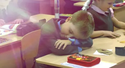 Зйомки фільму для 1 класу - німе кіно, знову свято! (дитяче свято) Зйомки фільму для 1 класу - німе кіно, знову свято!