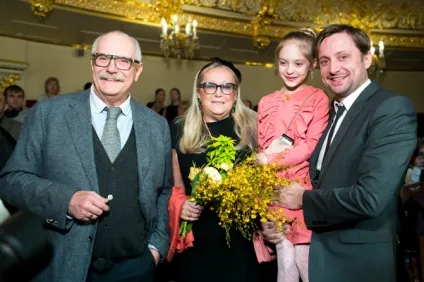 Сергій михалков біографія, особисте життя, сім'я, дружина, діти (біографія) Сергій михалков біографія, особисте життя, сім'я, дружина, діти