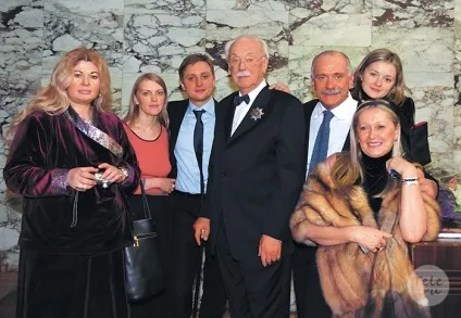 Сергій михалков біографія, особисте життя, сім'я, дружина, діти (сергей) Сергій михалков біографія, особисте життя, сім'я, дружина, діти