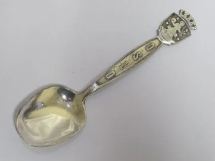 Срібна ложка на перший зуб (перший) Срібна ложка на перший зуб