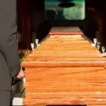 Компенсація за похорон пенсіонера де отримати в Москві і інших містах (компенсація) Компенсація за похорон пенсіонера де отримати в Москві і інших містах