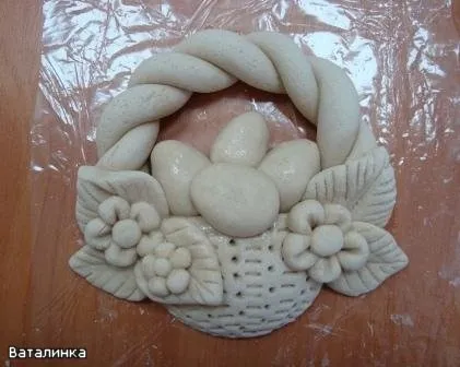 Кошик з солоного тіста