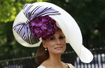Королівські скачки royal ascot (члени королівської сім'ї) Королівські скачки royal ascot