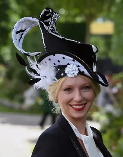 Королівські скачки royal ascot - історія і традиції (історія) Королівські скачки royal ascot - історія і традиції