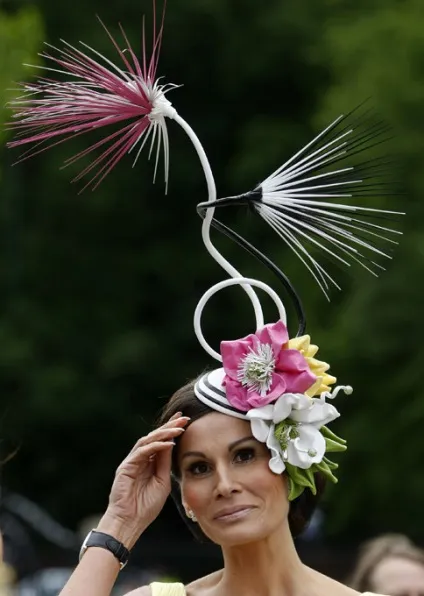 Королівські скачки royal ascot - історія і традиції (royal) Королівські скачки royal ascot - історія і традиції