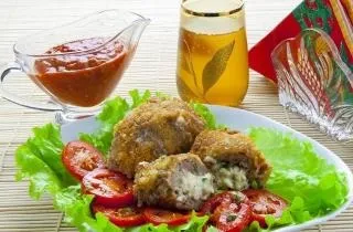 Кулеб'яка з куркою з листкового тіста - покроковий рецепт з фото (кулебяка) Кулеб'яка з куркою з листкового тіста - покроковий рецепт з фото