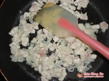 Кулеб'яка з куркою і грибами рецепт покроковий з фото (куркою) Кулеб'яка з куркою і грибами рецепт покроковий з фото