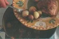 Курка в винному соусі - рецепти з фото крок за кроком, як приготувати курку в винному соусі (рецепти) Курка в винному соусі - рецепти з фото крок за кроком, як приготувати курку в винному соусі