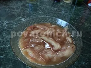 Курка в винному соусі, рецепт приготування курки в винному соусі