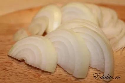 Курка по-мисливські - 108 ккал, рецепт з фото, смачно, корисно, легко