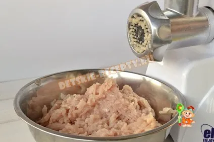 Куряча ковбаса своїми руками в домашніх умовах, без кишок, дитячі рецепти, страви (куряча ковбаса своїми руками в домашніх умовах) Куряча ковбаса своїми руками в домашніх умовах, без кишок, дитячі рецепти, страви